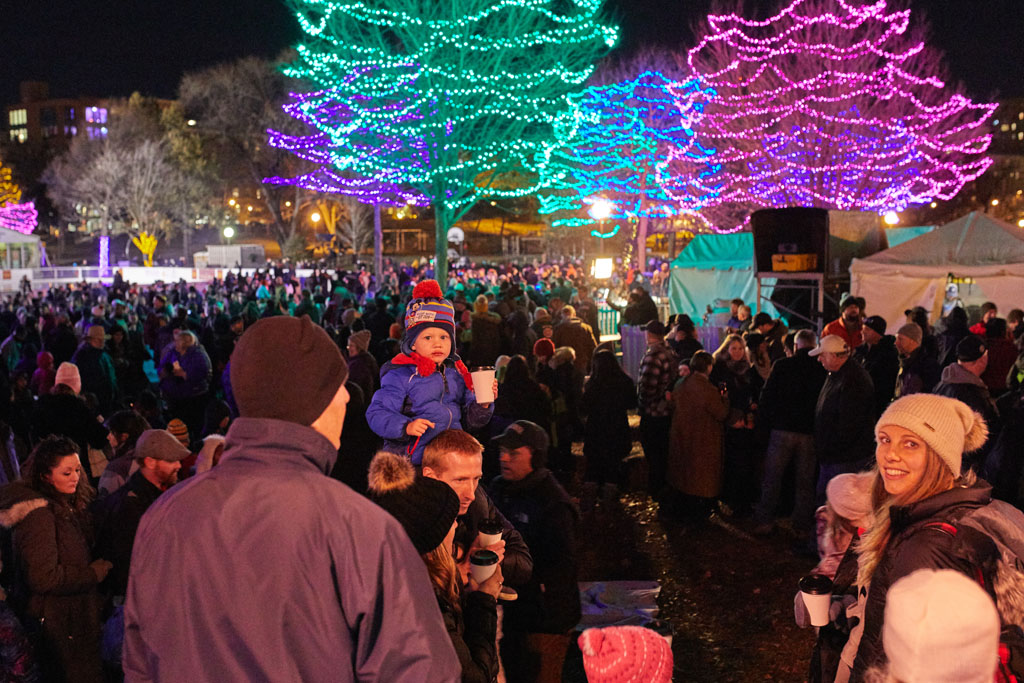 Holidazzle Mn 2024 In Jobey Cherilyn